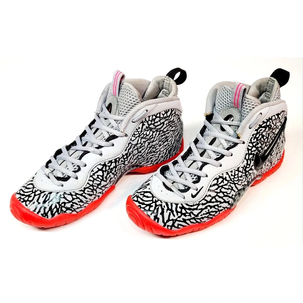 Nike Foamposite Pro GS Size (5Y) Pink Elephant Print Grey Black 644792-002